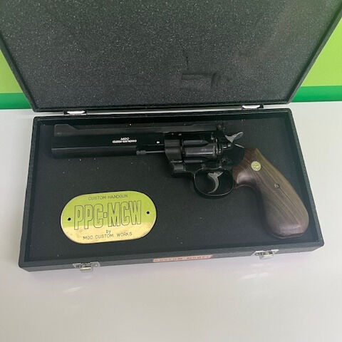 特別なMGCモデルガン