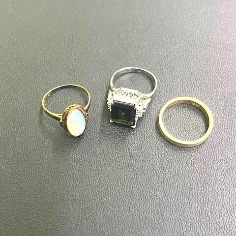 貴金属