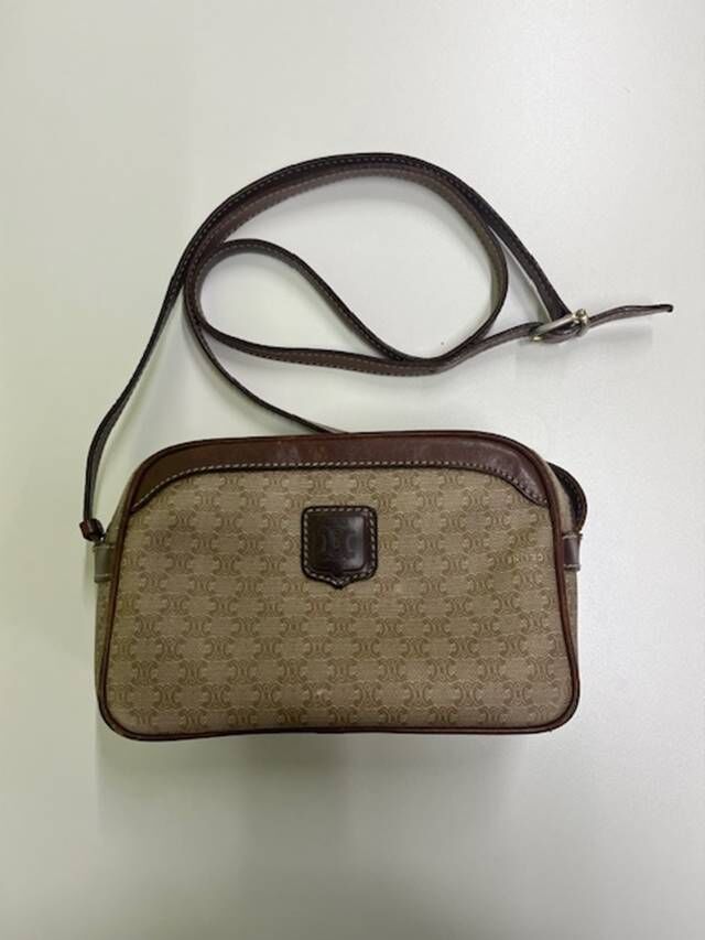 セリーヌ(CELINE)ショルダーバッグ