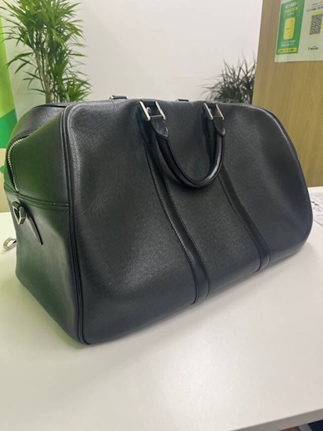 ルイヴィトンLouis Vuitton タイガケンダル ノワール