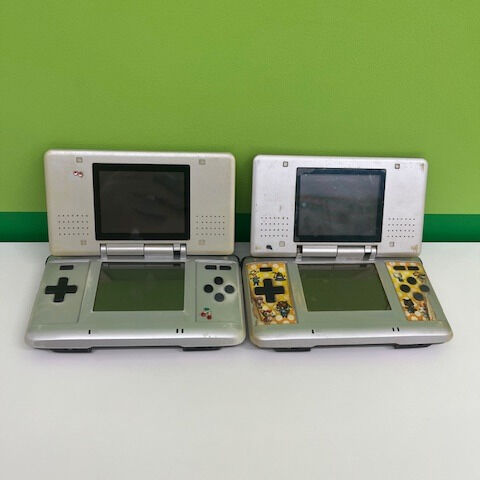 Nintendo DSを2台