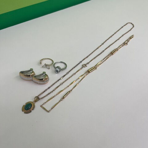 メッキアクセサリー