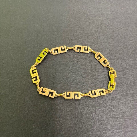 ジバンシーのGチェーンブレスレット
