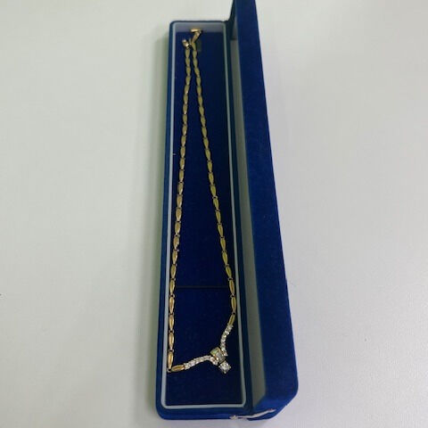 18金のダイヤモンドネックレス