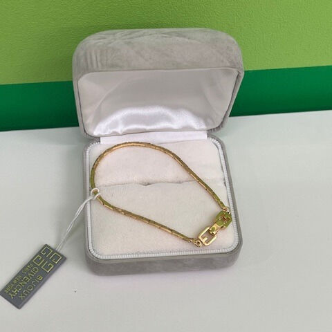 ジバンシーメッキブレスレット